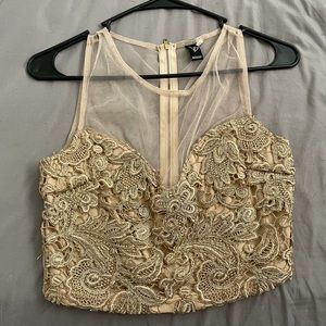 Gold crop top💛
